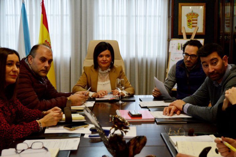 Mos saca a concurso todos los contratos de servicios y suministros