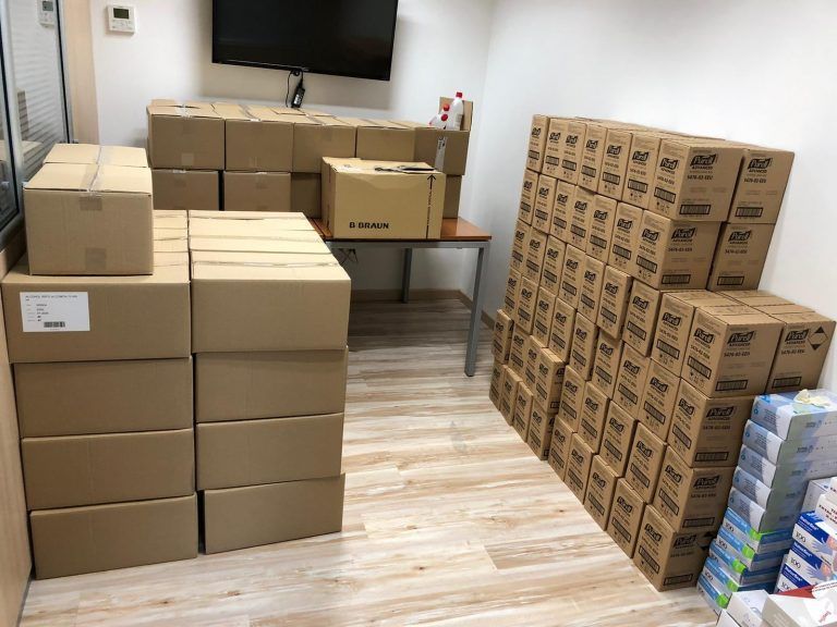 La Xunta envía más de 32.000 nuevas unidades de material de protección a los ayuntamientos del área de Vigo