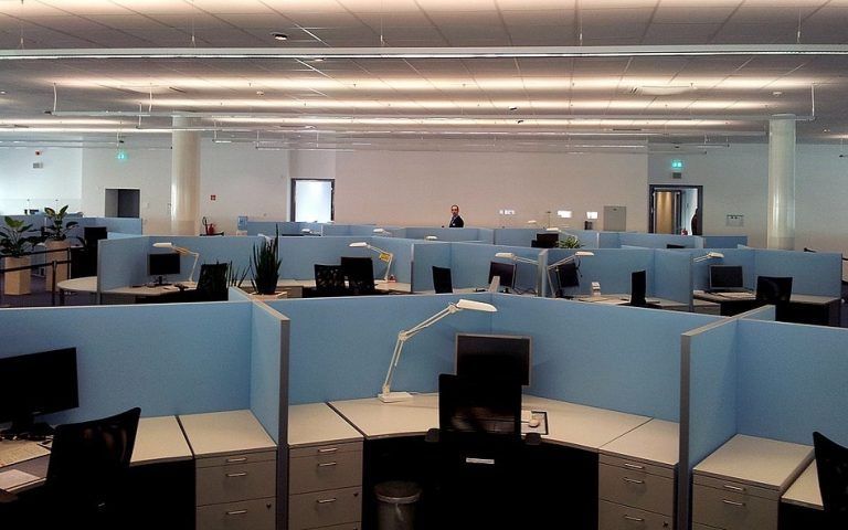 Marea de Vigo denuncia incumplimientos en las medidas de seguridad por COVID-19 del sector de telemarketing vigués