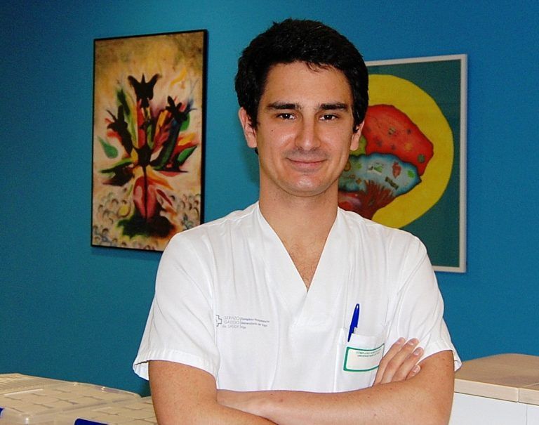 Os facultativos da Área Sanitaria de Vigo atenden a 36 pacientes diagnosticados de ELA