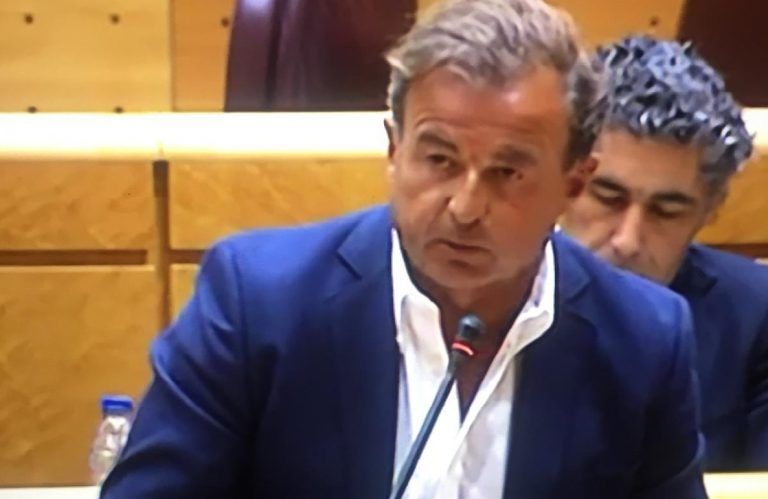 El senador gallego Javier Guerra invita al Gobierno de España a que llame a los responsables de las empresas de automoción y «se gane una confianza que ahora mismo no genera»