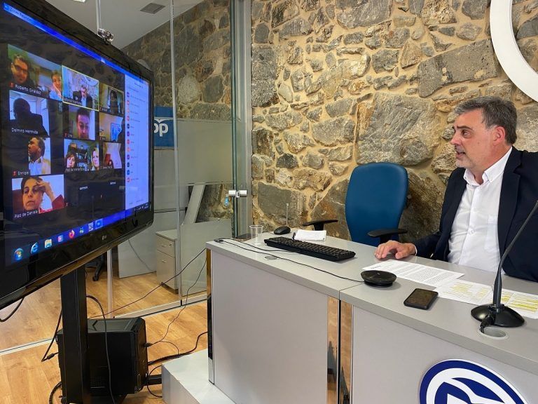 El PP se reúne con el sector de comerciantes de Vigo para explicarles su propuesta de plan de ayudas