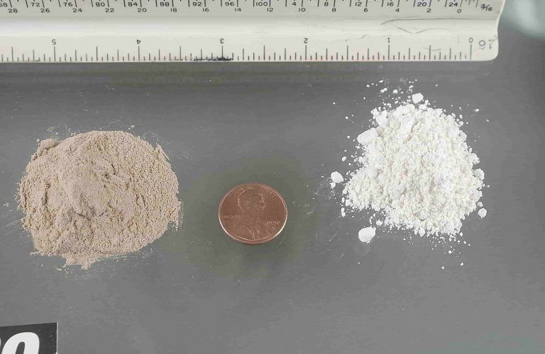 Absueltos dos sospechosos de traficar con droga interceptados en Cangas