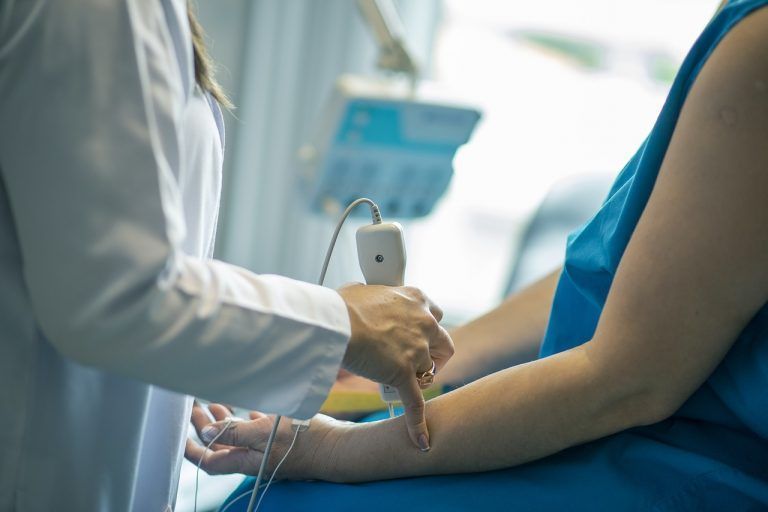 El área sanitaria de Vigo suma 9 casos activos más que ayer por coronavirus