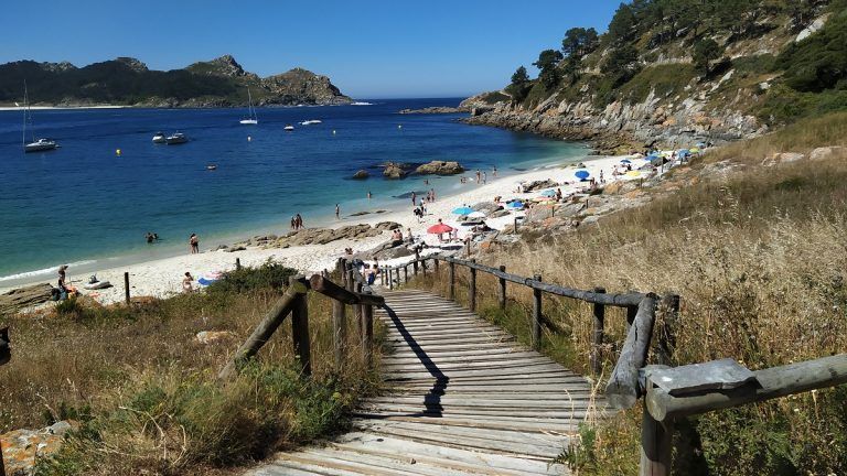 Primer fin de semana con aglomeraciones en la Islas Cíes