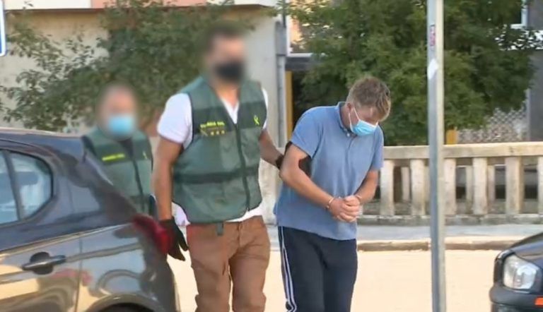 Prisión comunicada sin fianza para el hombre que mató a su hermana y su sobrina
