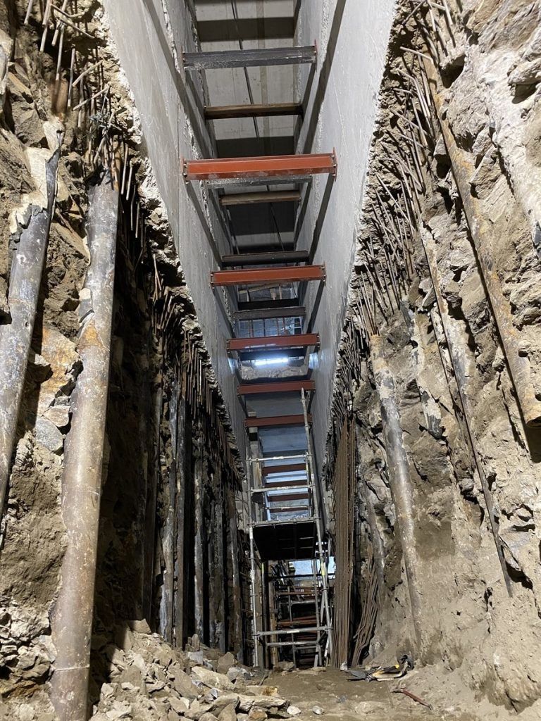 Las obras de la Ciudad de la Justicia avanzan con la excavación en el aparcamiento, los trabajos en el edificio anexo y las instalaciones interiores