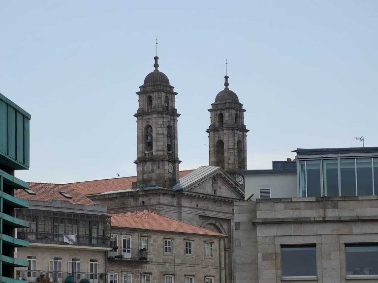 Vigo firma un convenio con la Diócesis para la conservación del patrimonio de la Iglesia en la ciudad