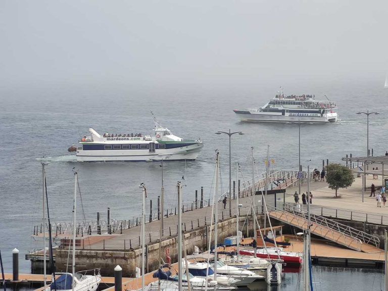 El transporte marítimo entre Cangas y Vigo se mantiene los días laborables