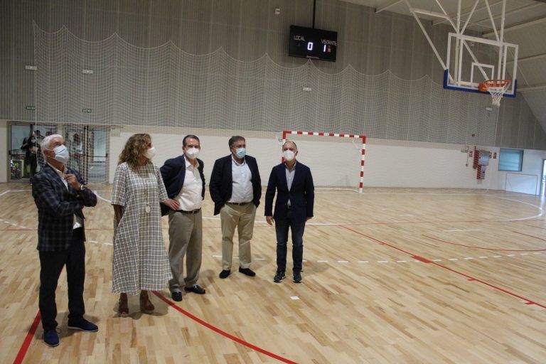 Una inauguración deportiva cargada de mensajes políticos