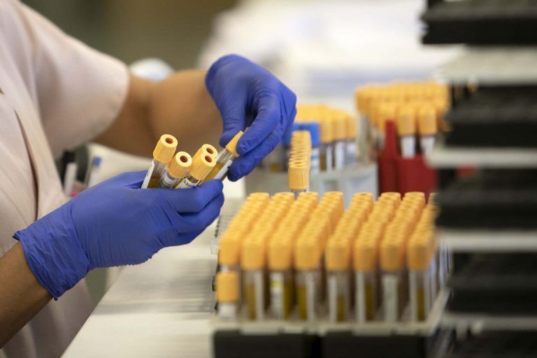 Galicia contratará 21 nuevos profesionales orientados a la investigación sanitaria