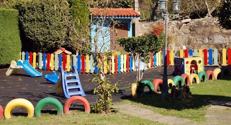 Dan negativo en los PCR la educadora y los compañeros de clase de la niña afectada por Covid de la escuela infantil Lacaba