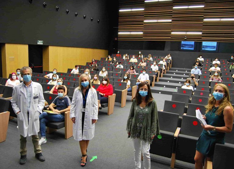 120 estudiantes de Medicina inician su último curso en el Cunqueiro