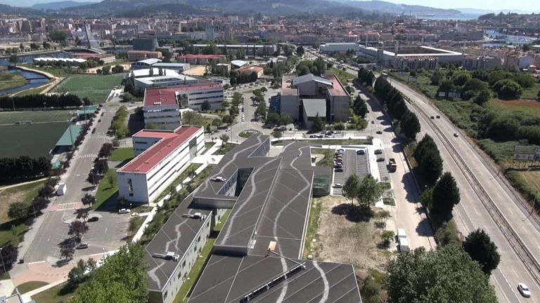 Ciencias da Educación e do Deporte e un curso de Publicidade e RRPP pasan temporalmente á docencia virtual tras a detección de positivos