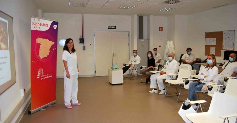El Chuvi dirige una videoconferencia con 135 hospitales de toda España sobre nuevas técnicas de ecografía pulmonar