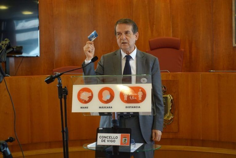 O Concello facilita tarxetas coas becas de comedor para o alumnado de centros escolares sen servizo de comidas