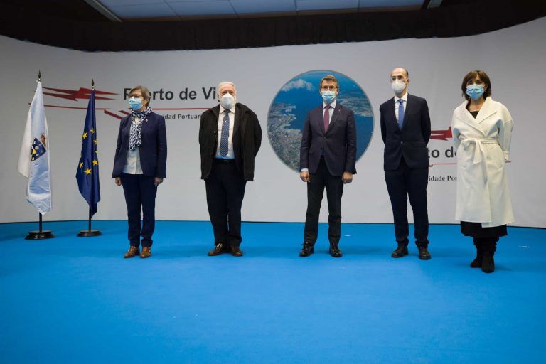 Almuíña ofrece «diálogo» e avoga pola «unidade» na súa toma de posesión como presidente do Porto de Vigo