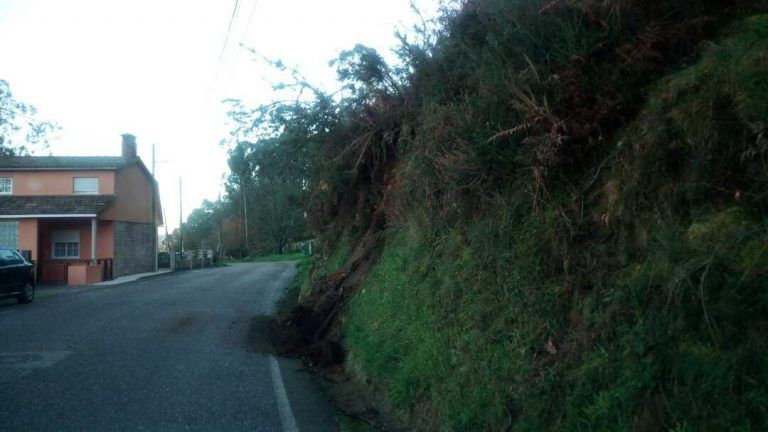 La Policía Local interviene en varios desprendimientos por acumulación de agua a causa del temporal
