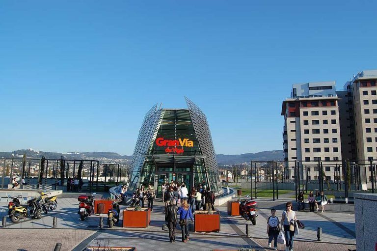 Los centros comerciales de Vigo deben contabilizar y controlar su aforo en todo momento a partir de hoy