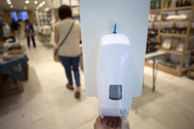 Sanidade refuerza las visitas a establecimientos con el fin de asesorar y mejorar el cumplimiento de las medidas sanitarias para hacer frente al Covid