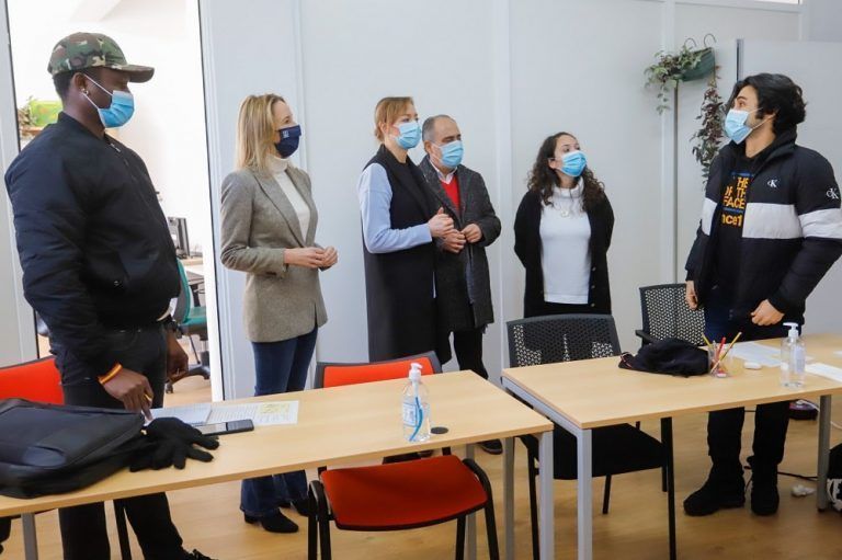 La Xunta aporta 330.000 euros a Provivienda para el acceso a la vivienda de personas en situación de calle y programas de inclusión sociolaboral