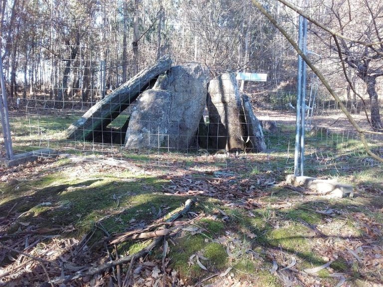 O BNG pide explicacións polo feche cun valado de obra do dolmen da Casa dos Mouros en Candeán