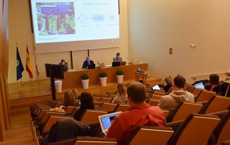 La Universidad aboga por el traslado de titulaciones al centro de Vigo
