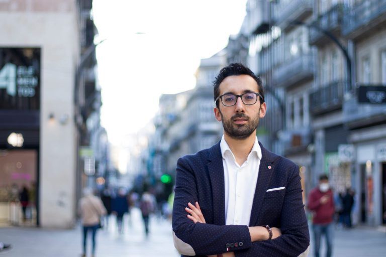 Blanco: “Proponemos crear un programa especial para garantizar la continuidad de las empresas familiares de Vigo”