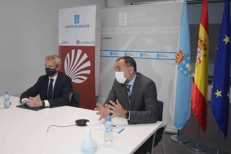 Galicia ultima con las fuerzas de seguridad el operativo de vacunación masiva