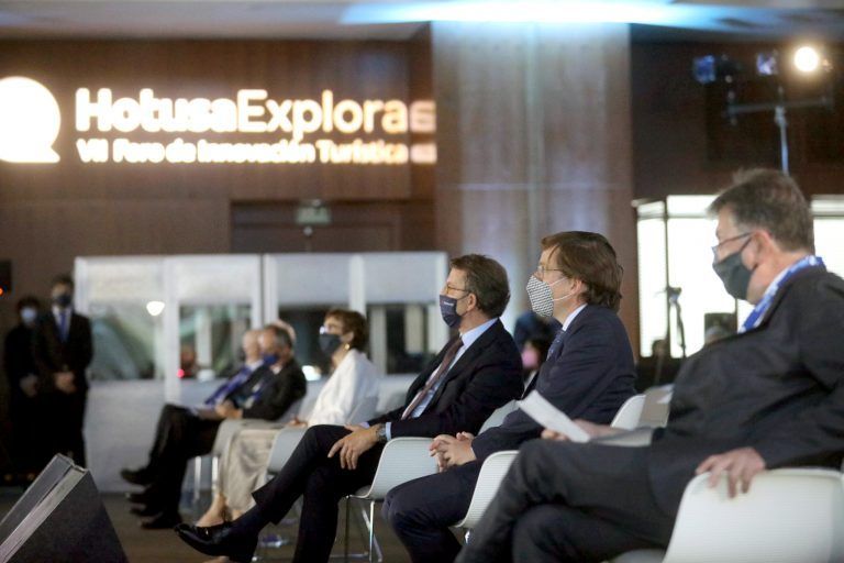 Feijóo expone el turismo como sector prioritario para la reactivación con la seguridad y la calidad como divisa