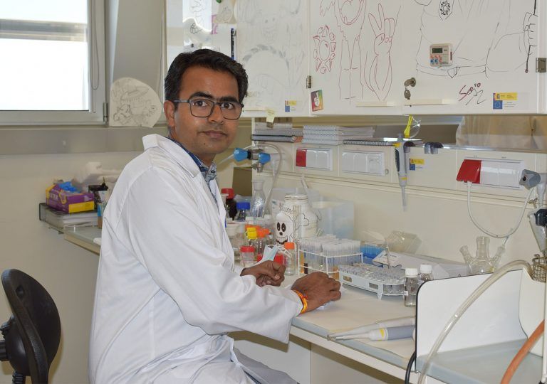Da India a Vigo para desenvolver unha nova técnica non invasora de detección precoz de cancro de pulmón