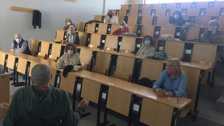 O Programa para Maiores abre o prazo de preinscrición e presenta unha nova estrutura académica similar aos graos