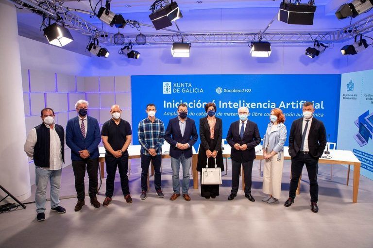 La Xunta implanta la Inteligencia Artificial en el sistema educativo gallego el próximo curso con un enfoque práctico aplicado a la resolución de problemas