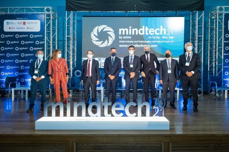 Feijóo destaca la digitalización como una herramienta «indispensable» que orientará a la industria gallega en la reactivación