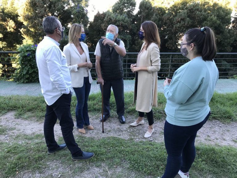 Fernández-Tapias visita la asociación vecinal Monte da Mina de Castrelos y destaca las ayudas de la Xunta para apoyar mejoras de asociaciones de vecinos