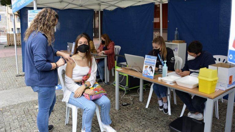 Arranca a vacinación nos campus da Universidade de Vigo