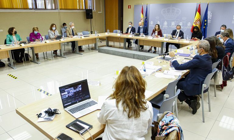 Galicia incrementará en un 16% la inversión para dependencia, que en el 2022 alcanzará los 300 M€