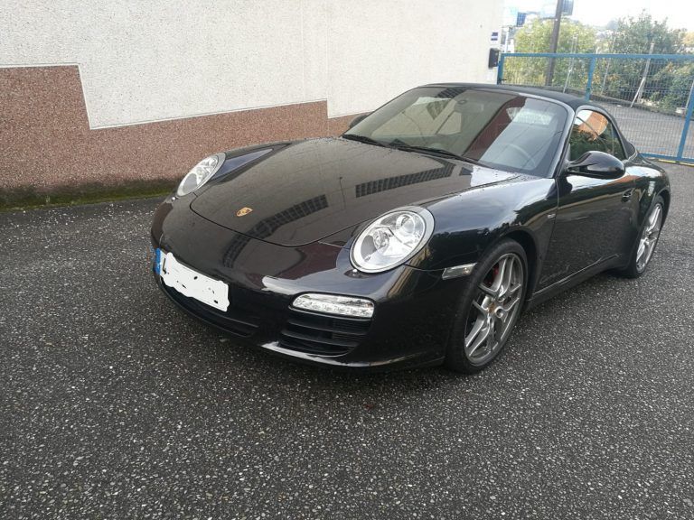 Encuentran en la avenida de Alcalde Lavadores dos Porsche de alta gama robados en Málaga