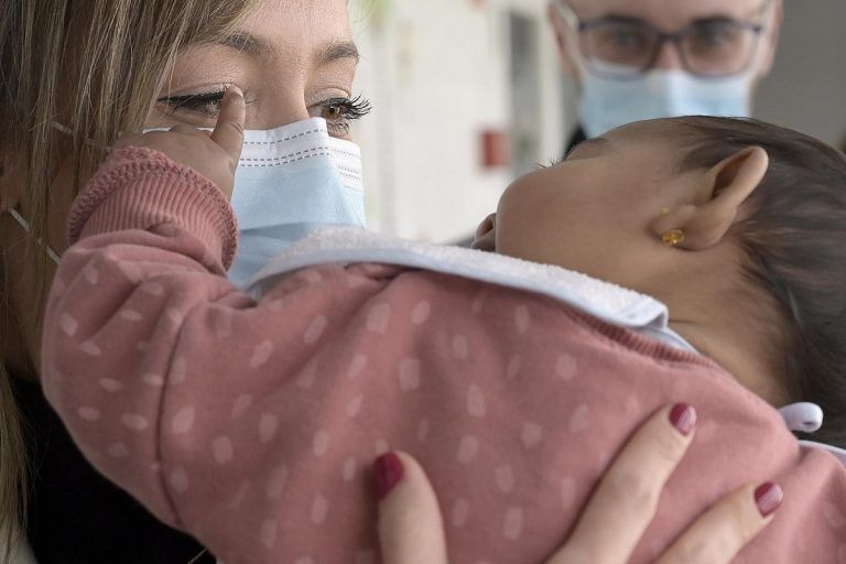 Fabiola García señala que Galicia sigue a la vanguardia en la atención y en la protección de la infancia gracias a proyectos como los de Aldeas Infantiles en Redondela