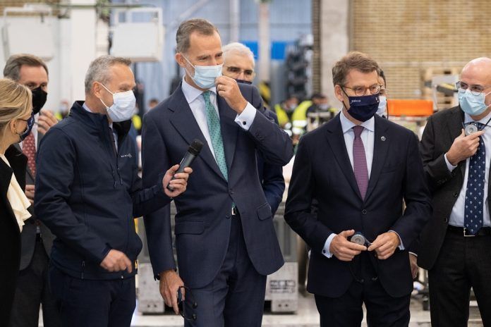 O titular do Goberno galego acompaña á Súa Maxestade o Rei Felipe na visita da planta de Stellantis