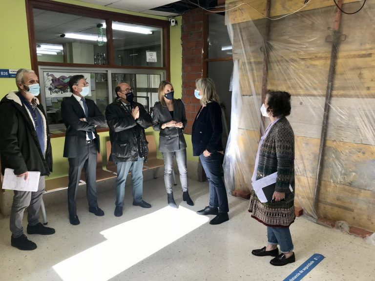 Fernández-Tapias cifra en 5 millones de euros las obras en ejecución o ya licitadas en los centros escolares de Vigo