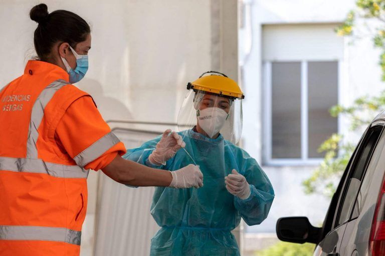 El área de Vigo suma 80 nuevos casos activos y se sitúa en los 3.587