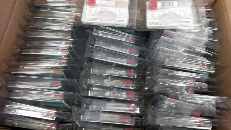 Arranca o cribado masivo por PCR de saliva para o PDI e o PAS da Universidade de Vigo