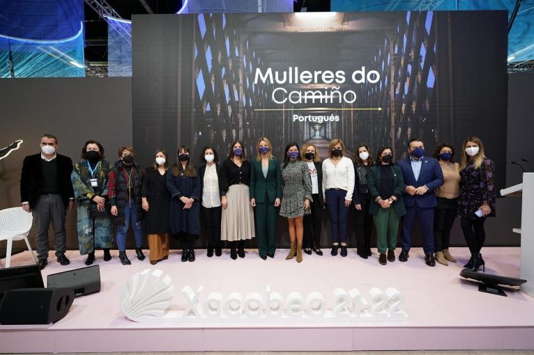Fernández-Tapias participa en la presentación de ‘Mujeres del Camino Portugués’, la propuesta del Geodestino Ría de Vigo y Baixo Miño en Fitur