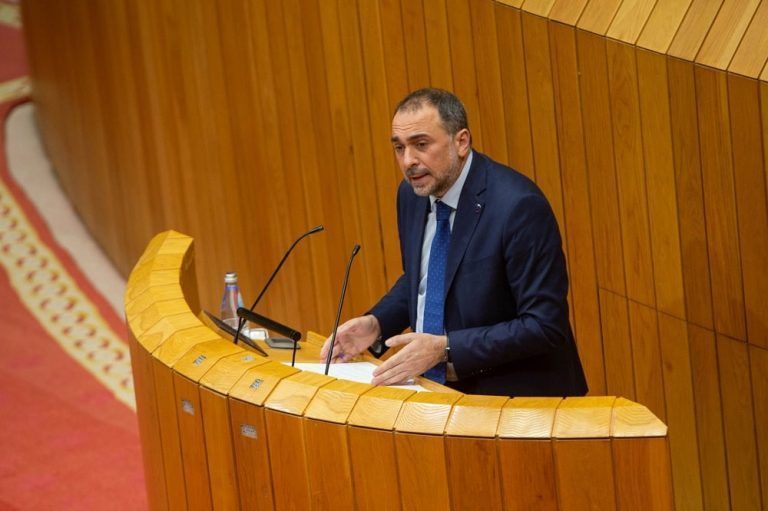 Comesaña agradece al sector sanitario la participación en la primera Estrategia Integral de Salud Gallega que cuenta con cinco ámbitos de actuación