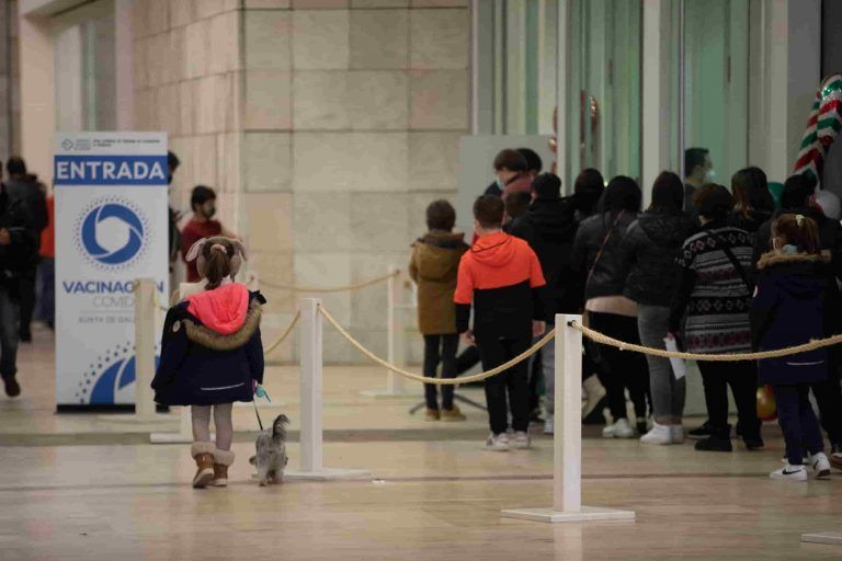 El 54% de los menores gallegos de entre los 5 y los 11 años ya cuentan al menos con una dosis de la vacuna contra el Covid