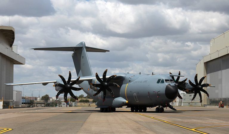 El Gobierno fleta hoy un avión A-400 para la repatriación de los marineros y fallecidos del ‘Villa de Pitanxo’