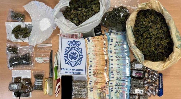 La Policía Nacional detiene a una pareja en Vigo por vender droga «al menudeo»