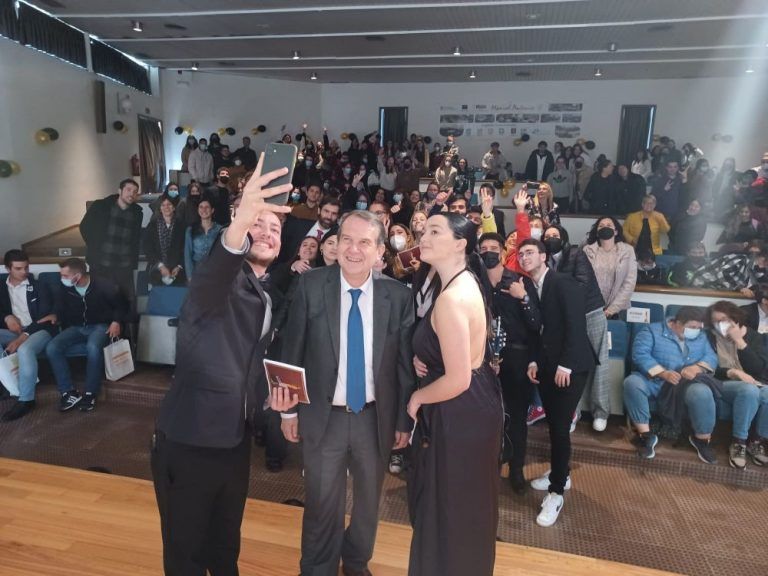 O alcalde eloxia a “extraordinaria” calidade formativa do CIFP Manuel Antonio