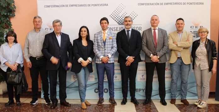 2022 5 4 Nueva Directiva Federación de Comercio de Pontevedra.